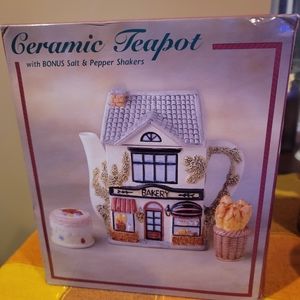 Ceramic Teapot with Bonus Salt & Pepper Shakers